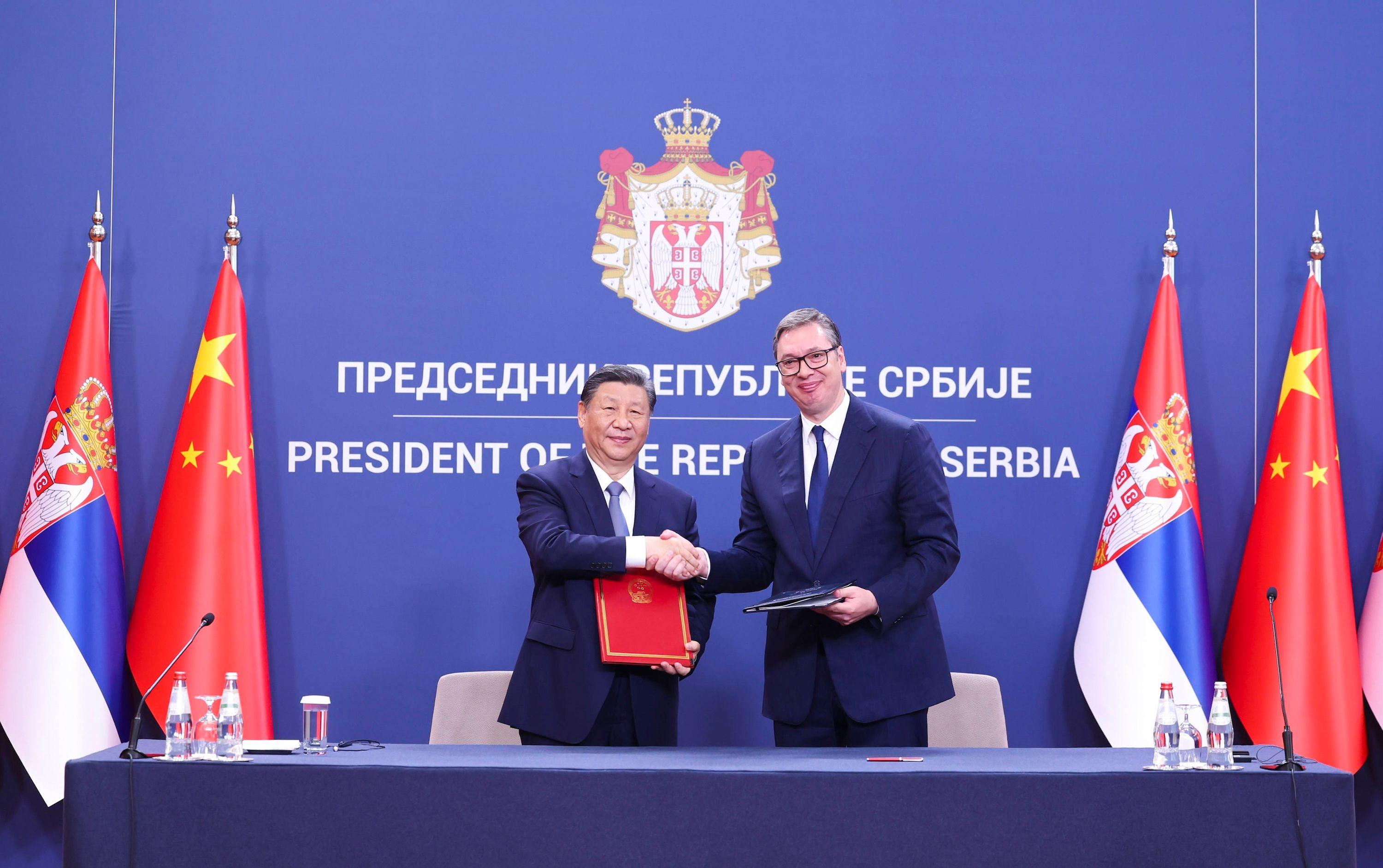 Der chinesische Präsident Xi Jinping und der serbische Präsident Aleksandar Vucic nach ihren Gesprächen in Belgrad, Serbien.